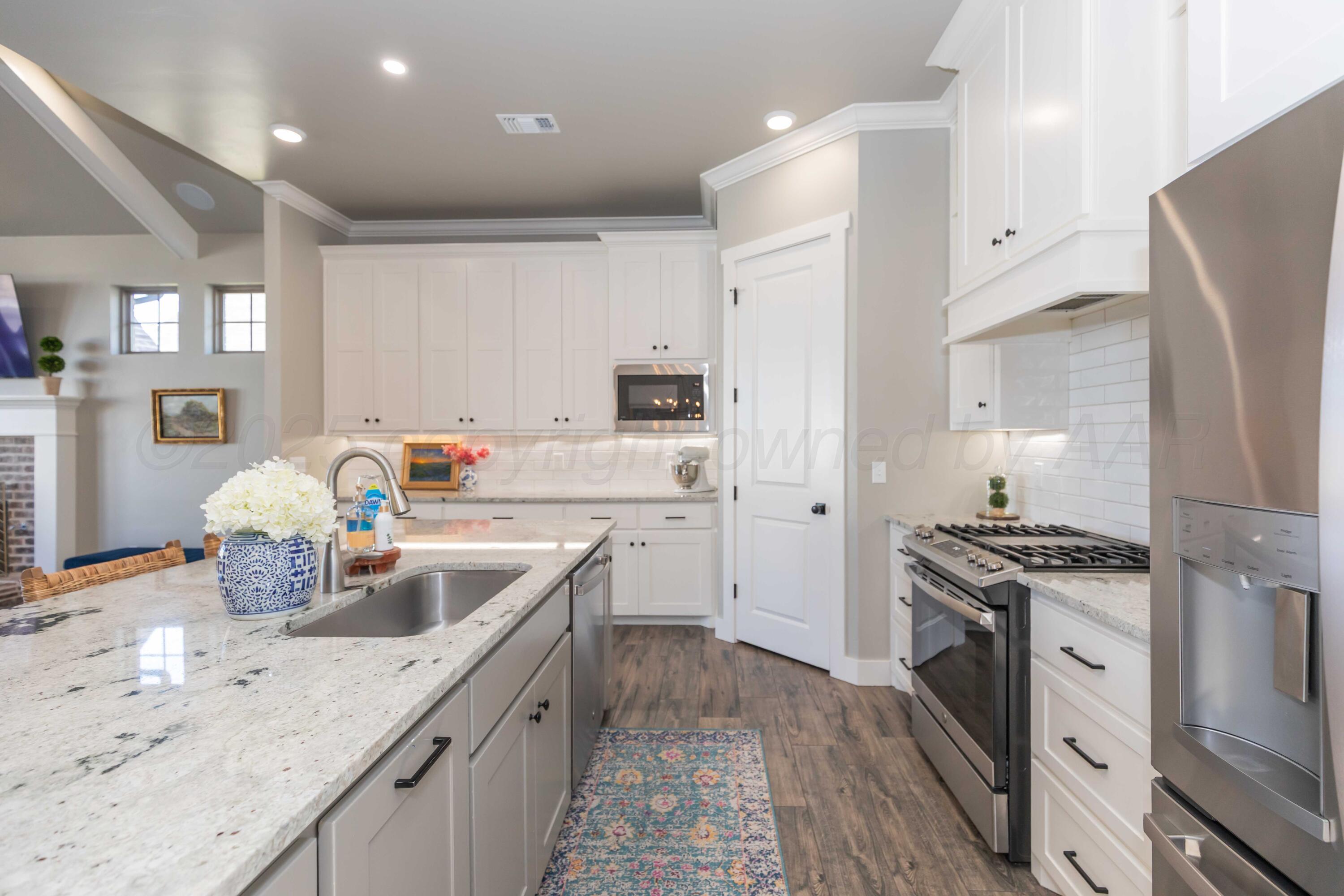 6105 Foley Square Street Amarillo, TX 79119 - Photo 18 of 64 KITCHEN VIEW 3