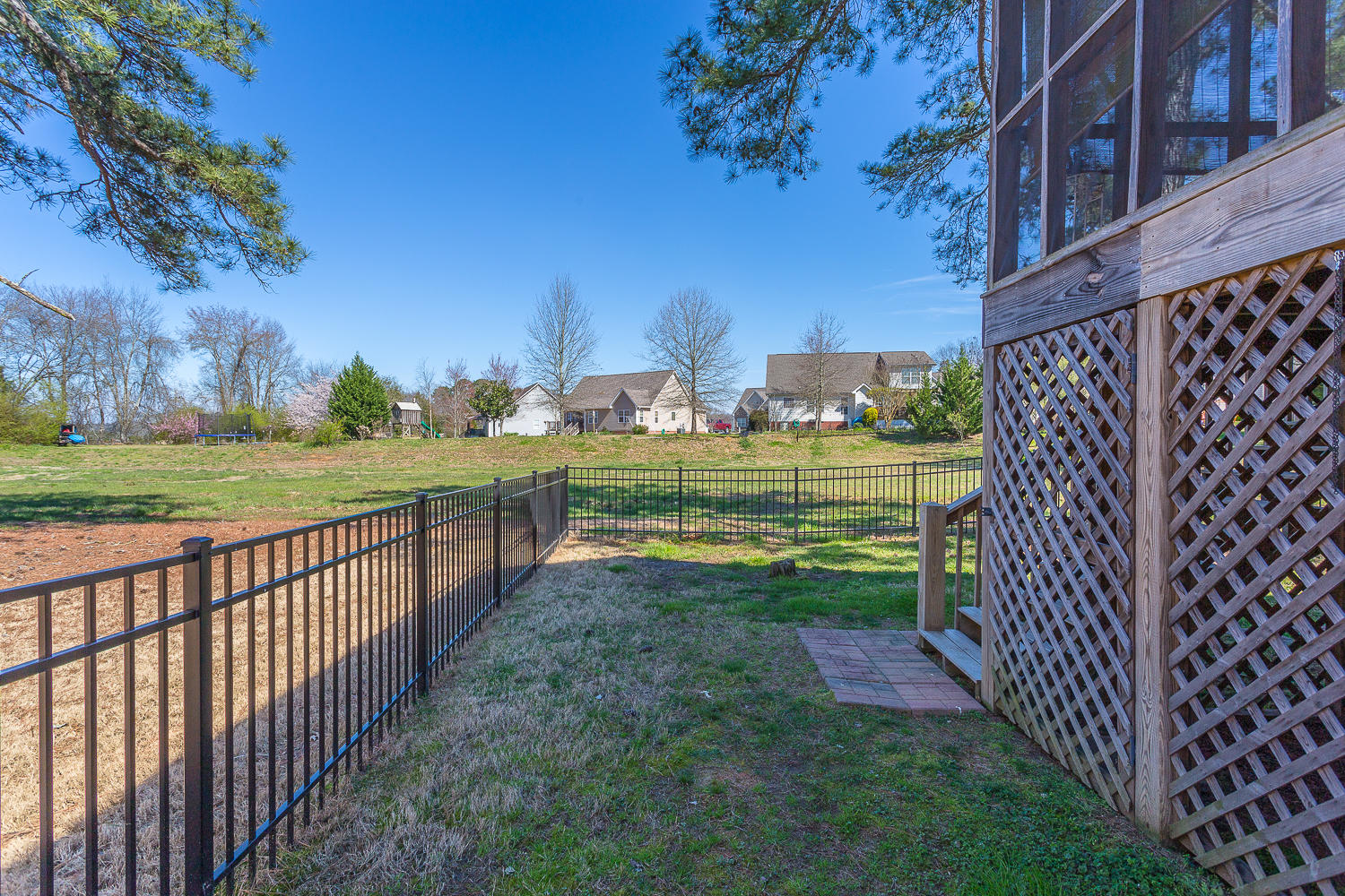 112 Battle Farm Court Rock Spring, GA 30739 - Photo 8 of 40 112 Battle Farm HD_-7