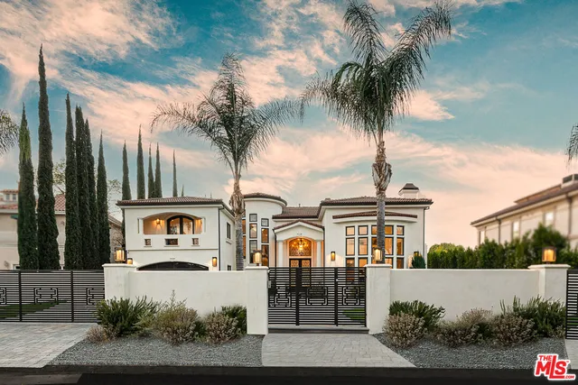 $4,595,000 | 5349 Aura Avenue, Tarzana, CA 91356