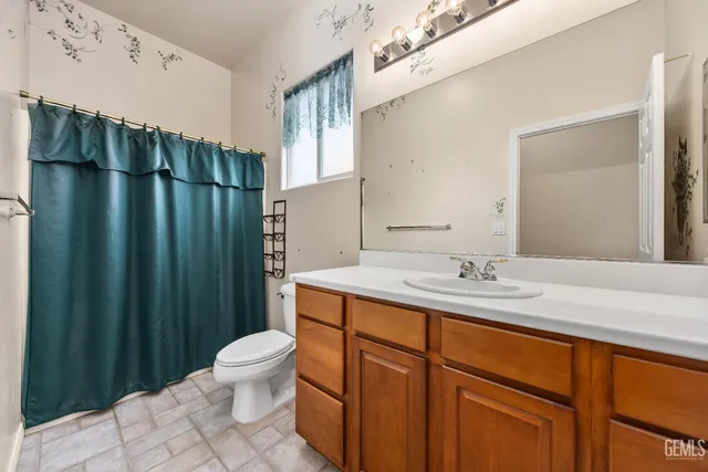 a view of a backyard with a plants