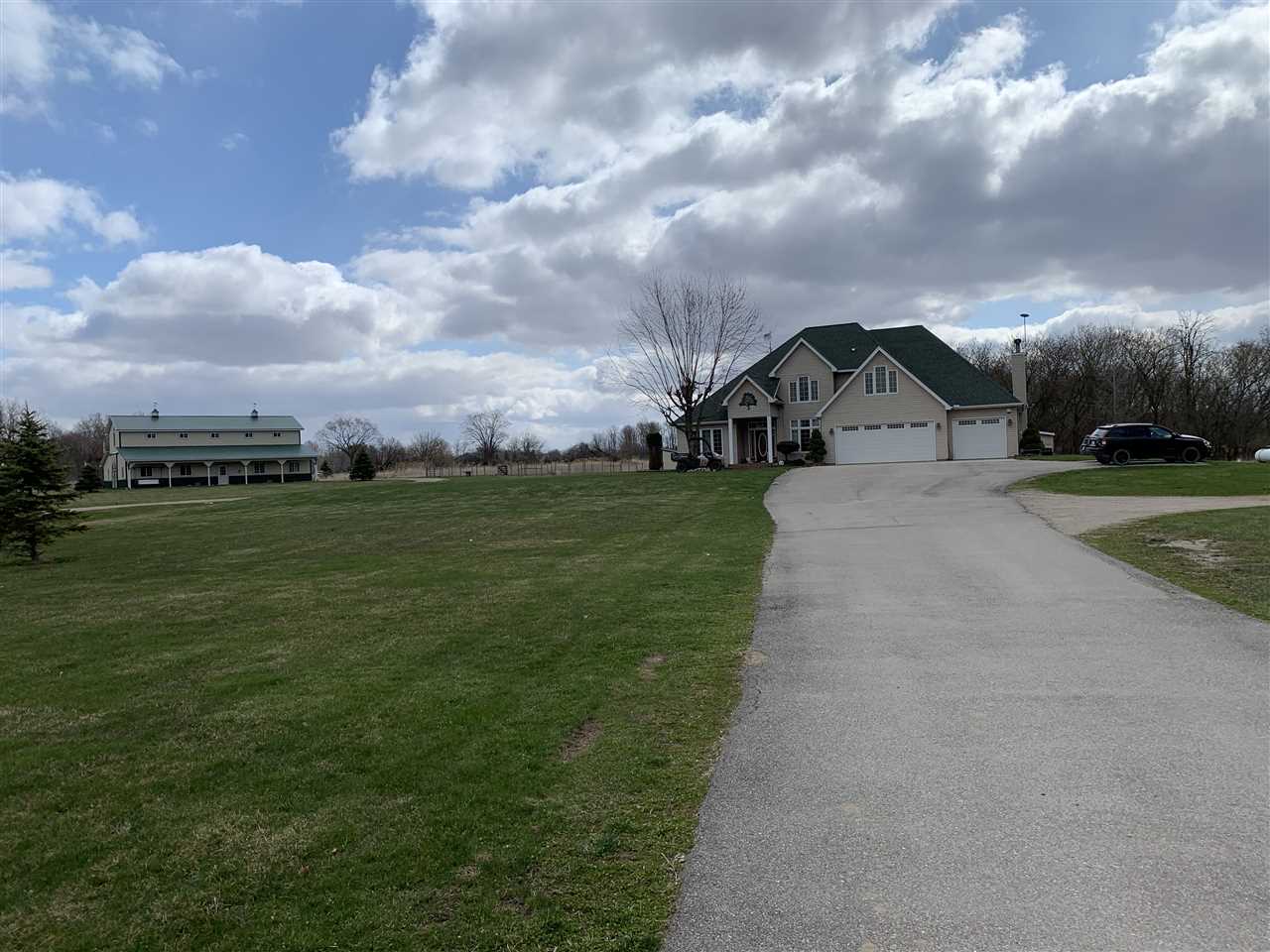800 North Jerome Road Ithaca, MI 48847 - Photo 5 of 88 1873692-4.JPG