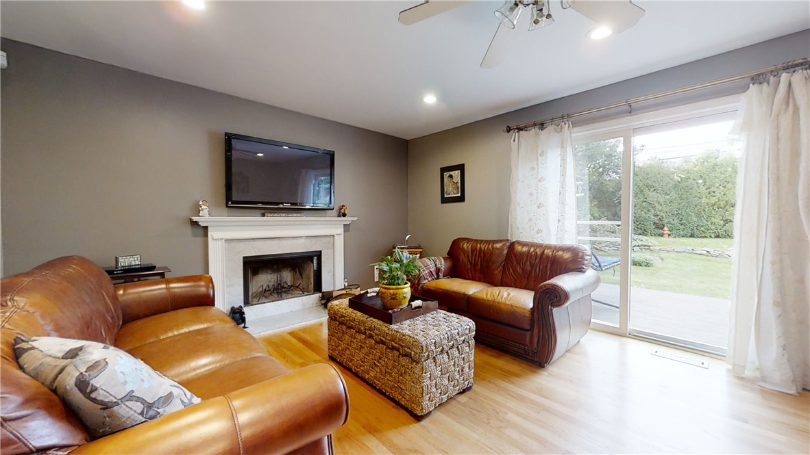 70 Plain Road North Kingstown, RI 02852 - Photo 11 of 32