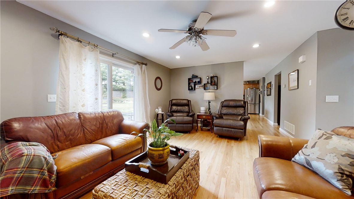 70 Plain Road North Kingstown, RI 02852 - Photo 13 of 32