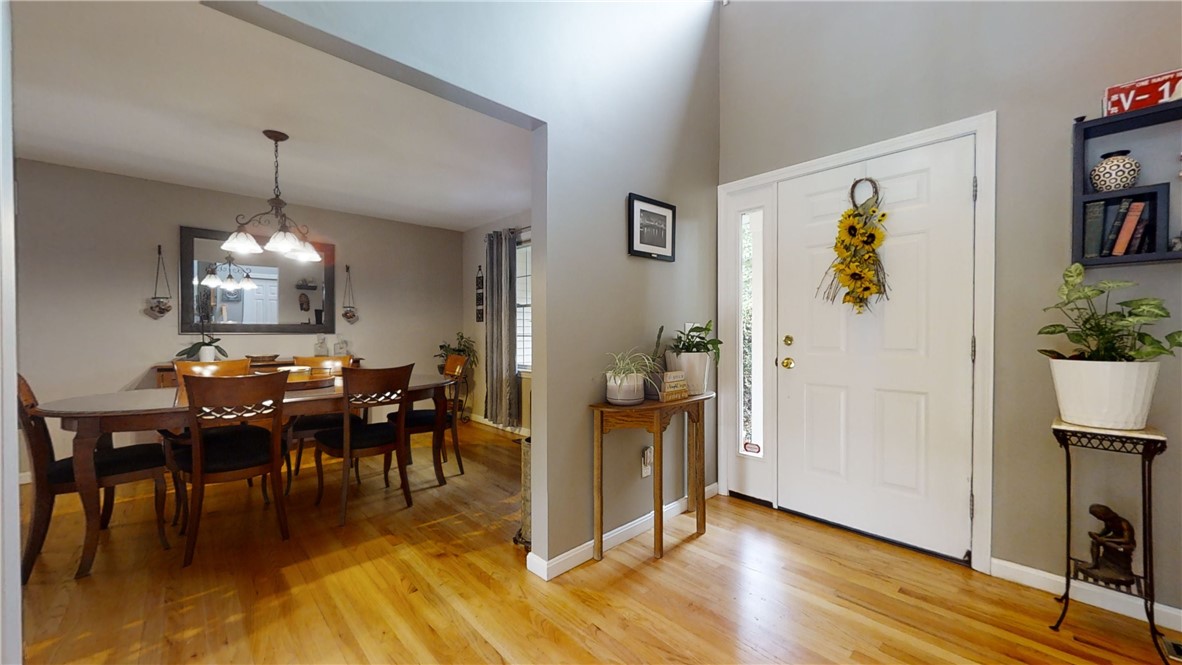 70 Plain Road North Kingstown, RI 02852 - Photo 4 of 32