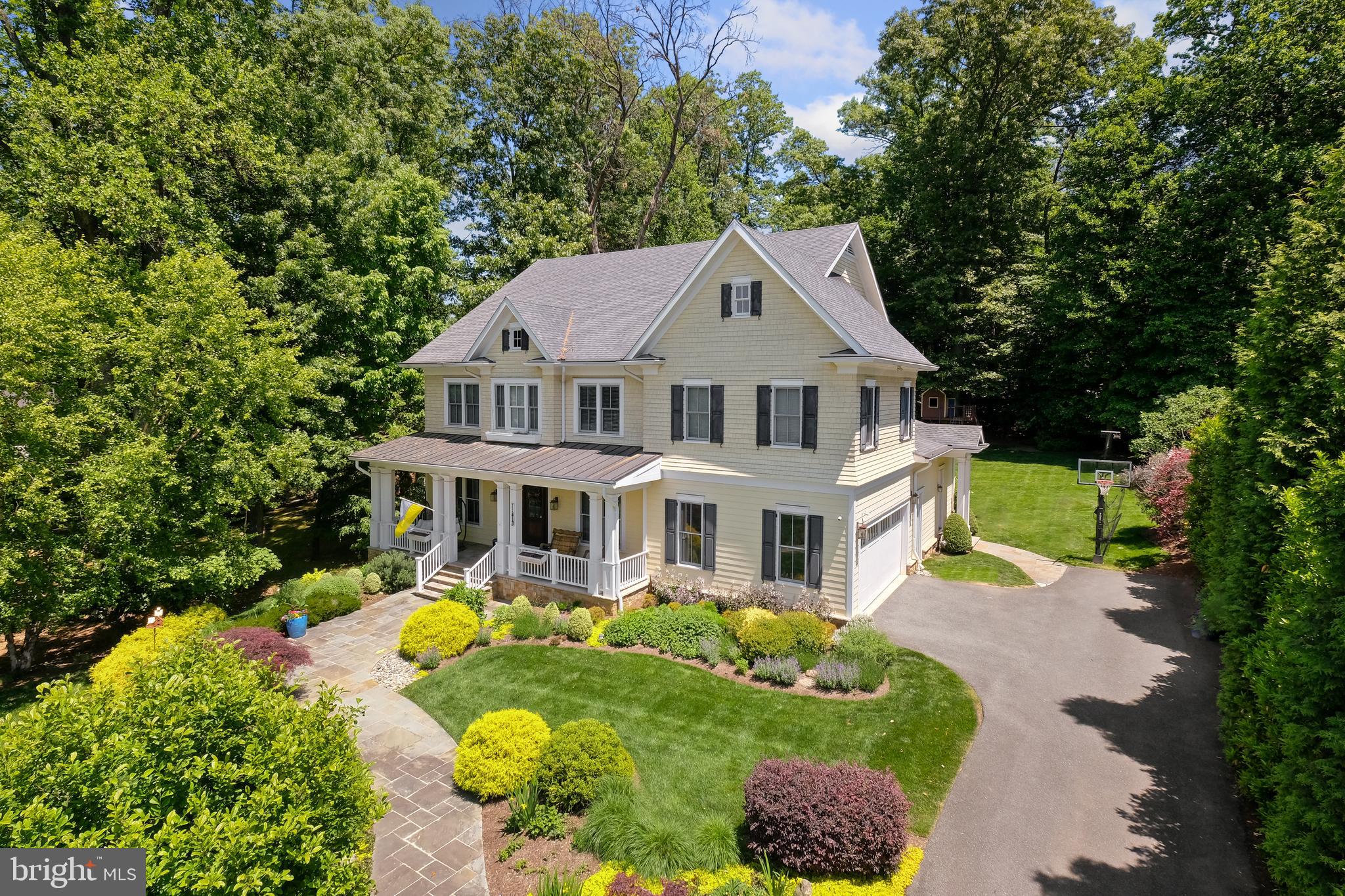 11413 Cushman Road Rockville, MD 20852 - Photo 2 of 30