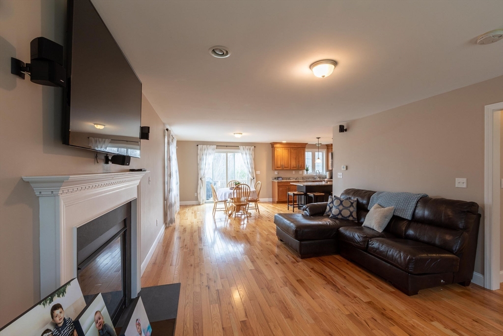 225 Salem Road Dracut, MA 01826 - Photo 21 of 42 Gallery Image 21