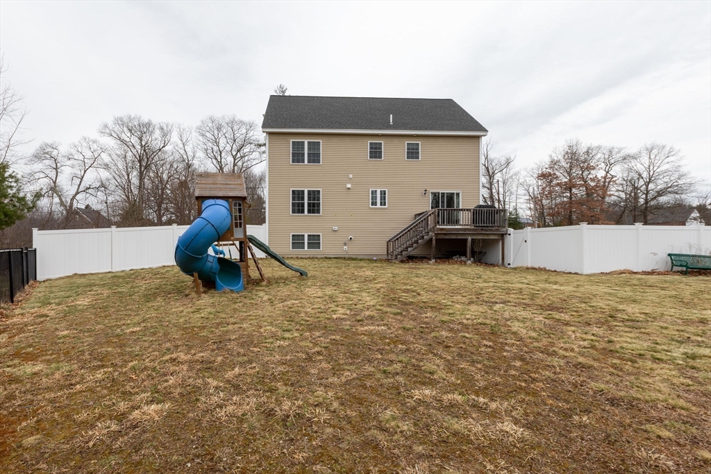 225 Salem Road Dracut, MA 01826 - Photo 4 of 42 Gallery Image 4