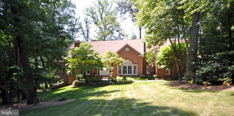 3128 Hunt Road Oakton, VA 22124 - Photo 1 of 26 Exterior (Main)