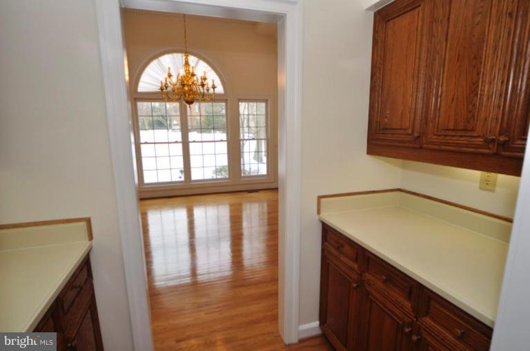 3128 Hunt Road Oakton, VA 22124 - Photo 6 of 26 Other #2