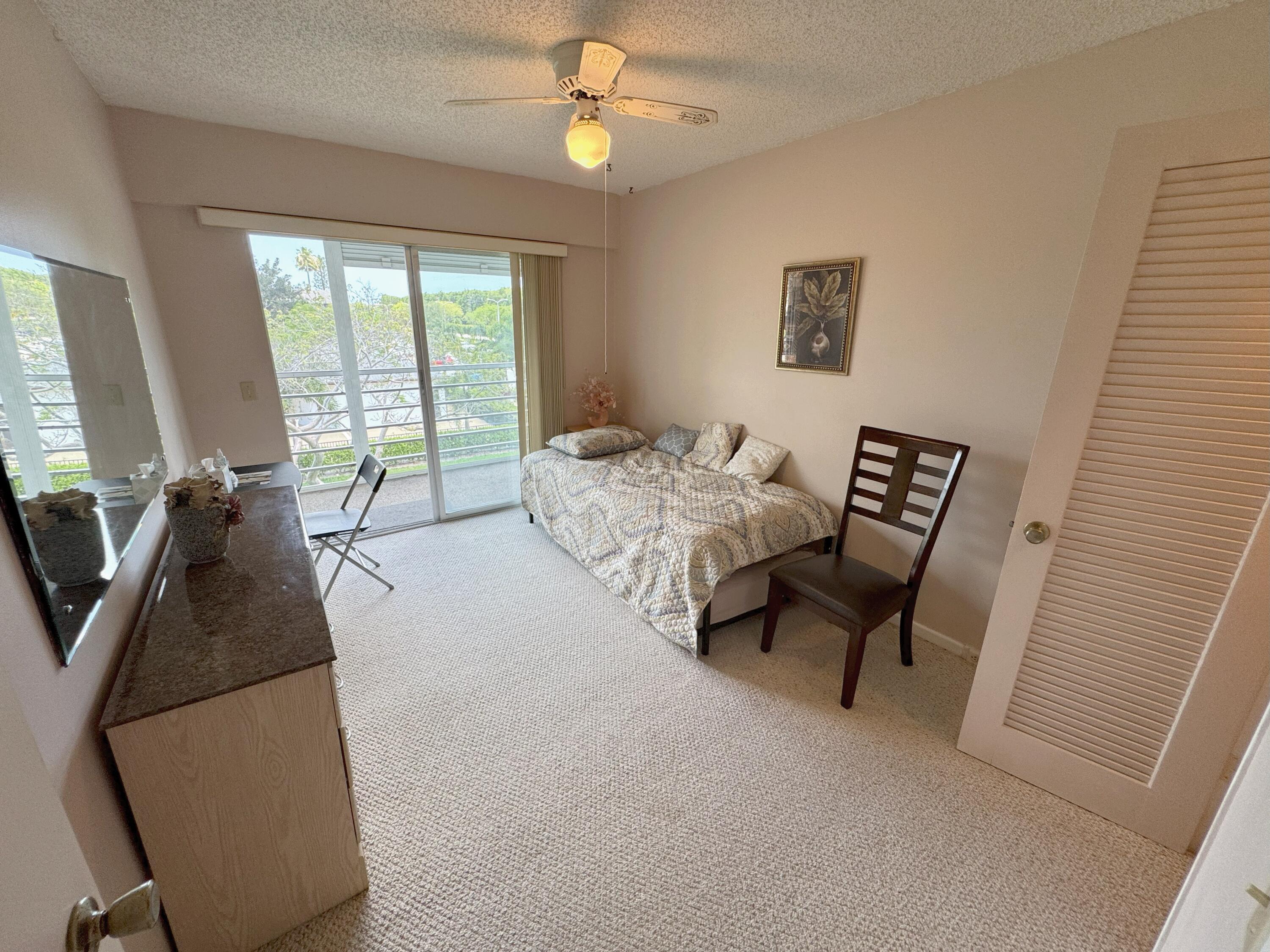 125 Dorset C Boca Raton, FL 33434 - Photo 6 of 24 Master
