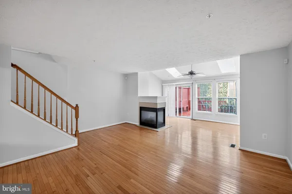 $2,700 | 1524 Falling Brook Court, Odenton, MD 21113