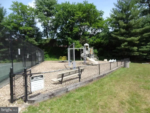 $2,700 | 1524 Falling Brook Court, Odenton, MD 21113