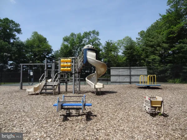 $2,700 | 1524 Falling Brook Court, Odenton, MD 21113