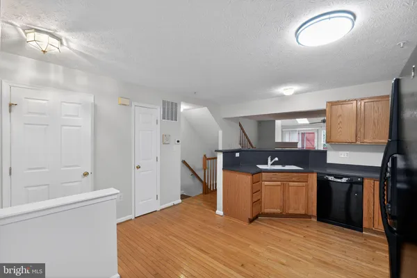 $2,700 | 1524 Falling Brook Court, Odenton, MD 21113