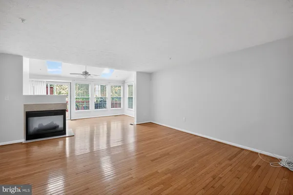 $2,700 | 1524 Falling Brook Court, Odenton, MD 21113