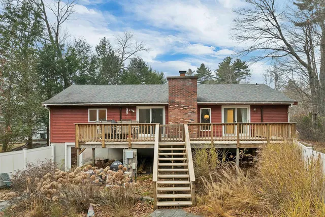 $575,000 | 12 Highland Terrace, Wolfeboro, NH 03894