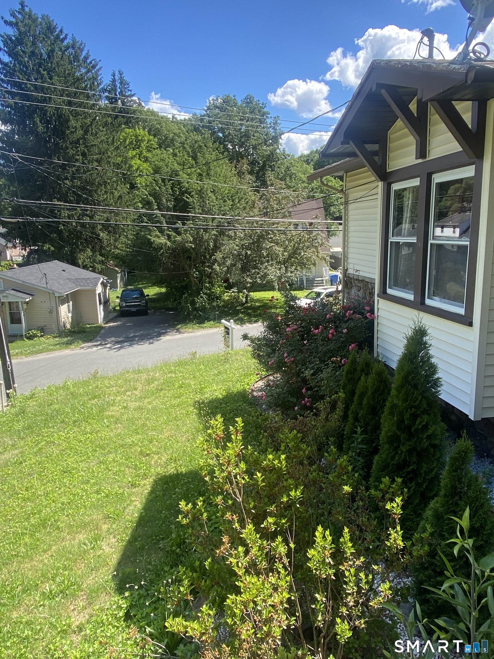 152 Delaware Avenue Waterbury, CT 06708 - Photo 22 of 40