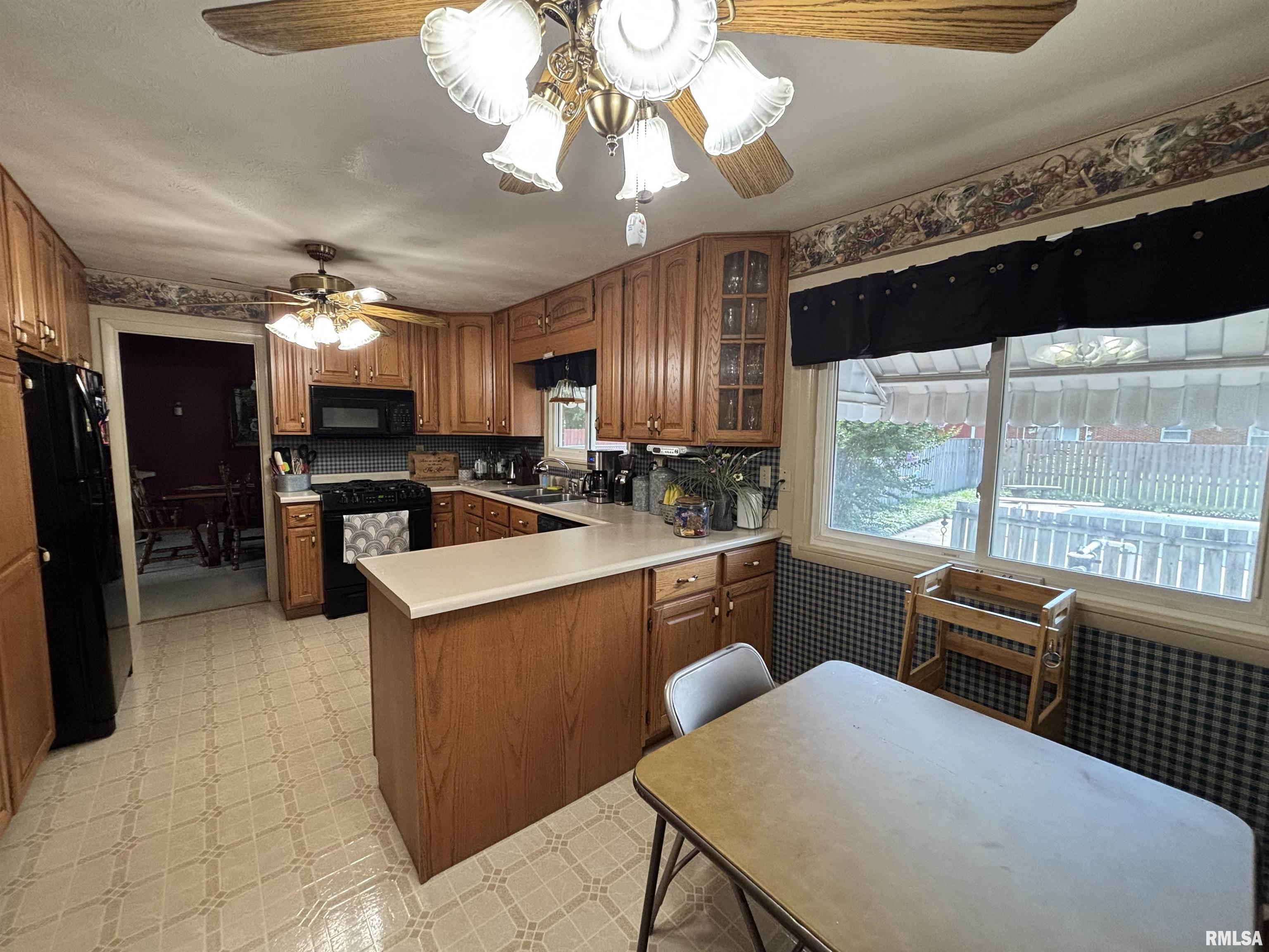 49 Jon Street Metropolis, IL 62960 - Photo 12 of 38