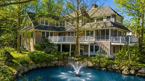 $3,150,000 | 23 Whittier Road, Marblehead, MA 01945