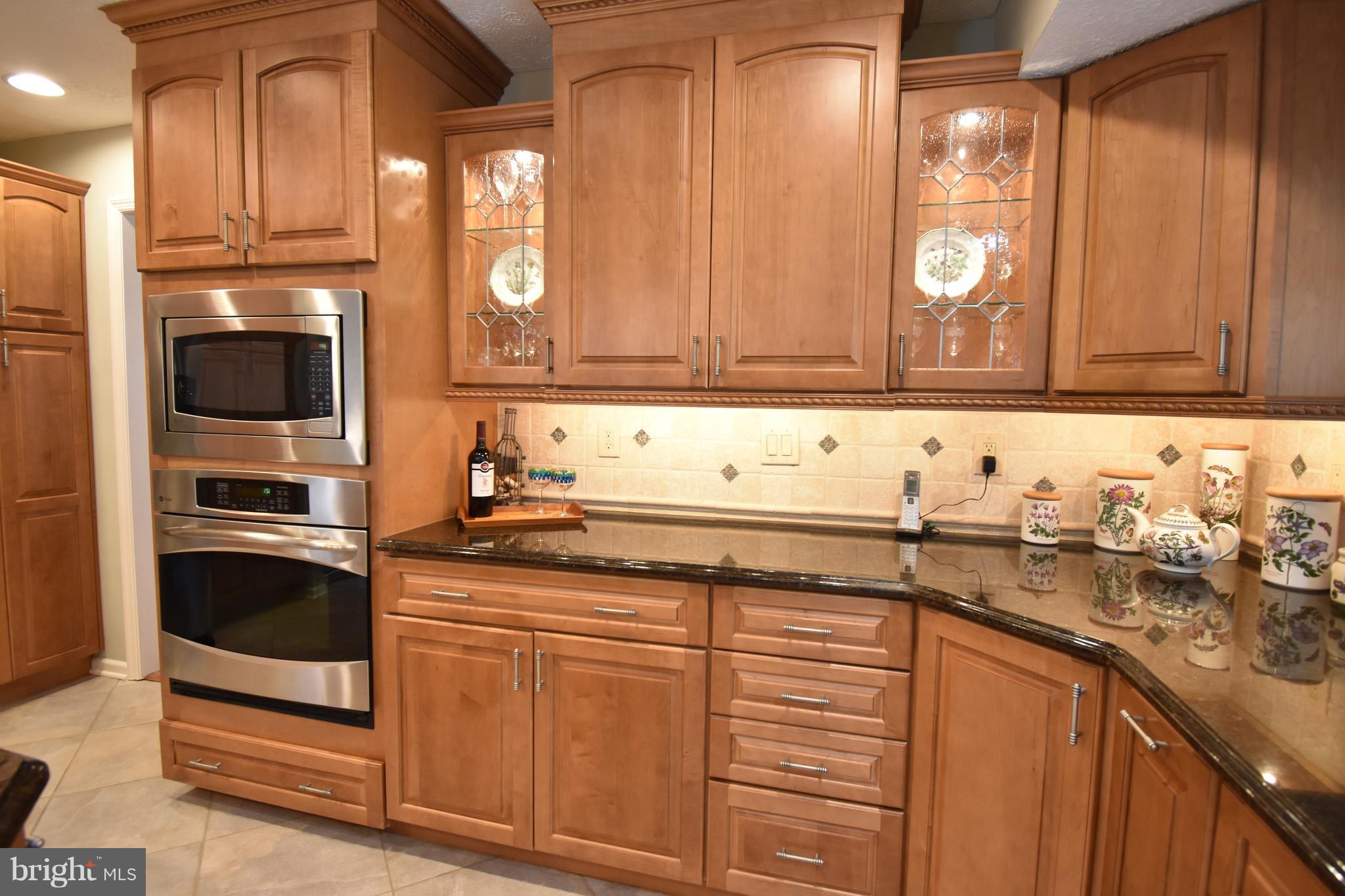 905 Metfield Road Baltimore, MD 21286 - Photo 8 of 30 Kitchen