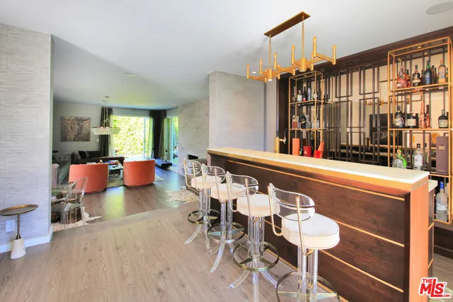 $14,995 | 3054 Elvido Drive, Los Angeles, CA 90049