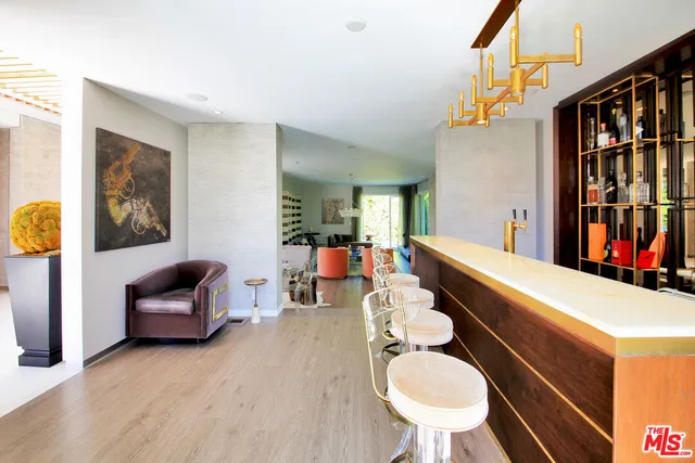 $14,995 | 3054 Elvido Drive, Los Angeles, CA 90049