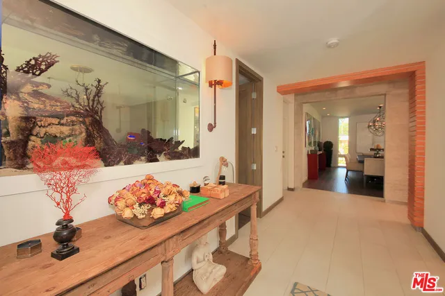 $14,995 | 3054 Elvido Drive, Los Angeles, CA 90049