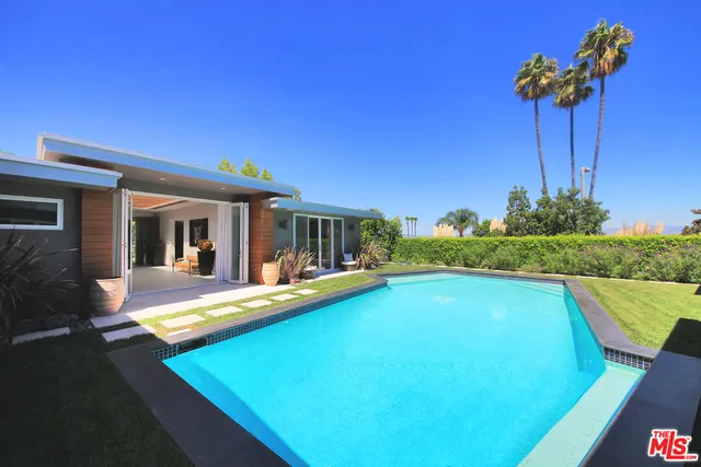 $14,995 | 3054 Elvido Drive, Los Angeles, CA 90049