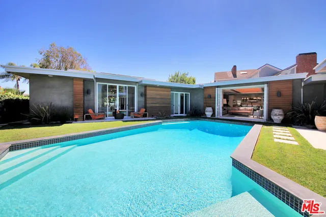 $14,995 | 3054 Elvido Drive, Los Angeles, CA 90049