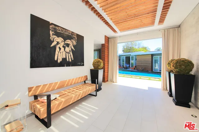 $14,995 | 3054 Elvido Drive, Los Angeles, CA 90049