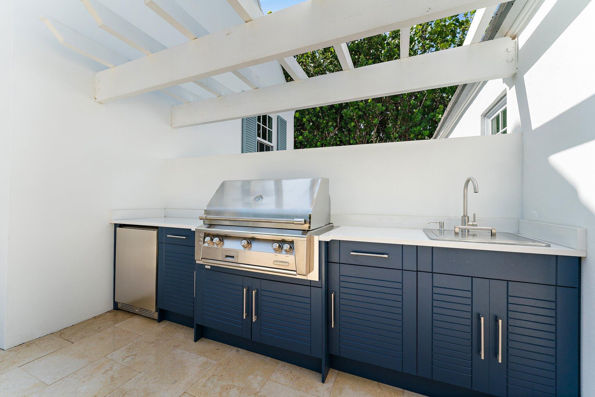 43 North Beach Road Hobe Sound, FL 33455 - Photo 15 of 73 BBQ
