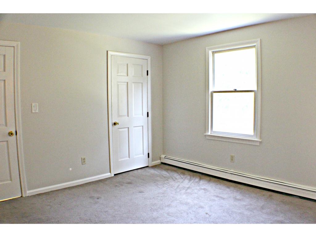 450 East Dunbarton Road Goffstown, NH 03045 - Photo 13 of 33