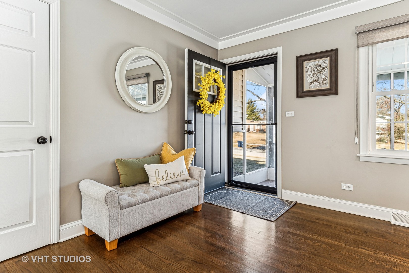631 Kohley Road Lisle, IL 60532 - Photo 3 of 31 Gallery Image 3