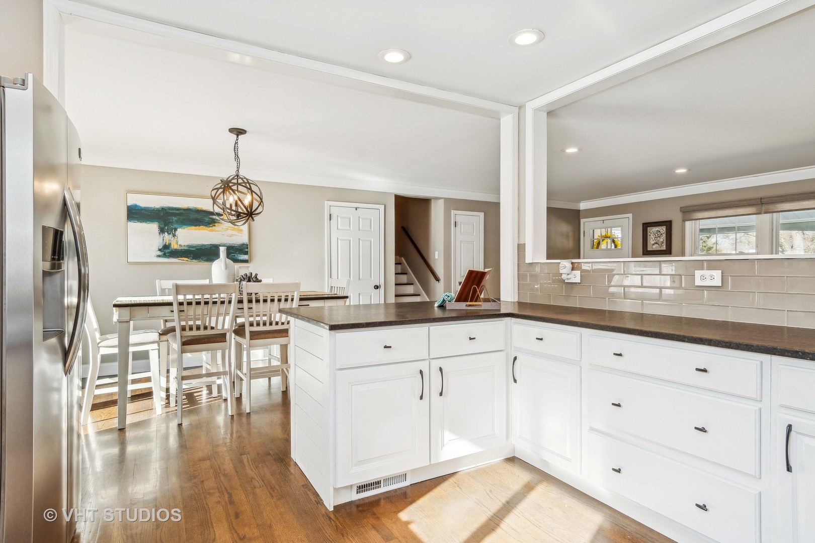 631 Kohley Road Lisle, IL 60532 - Photo 9 of 31 Gallery Image 9