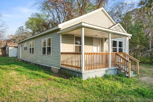 $1,200 | 313 South Racepath Street, Fayetteville, NC 28301