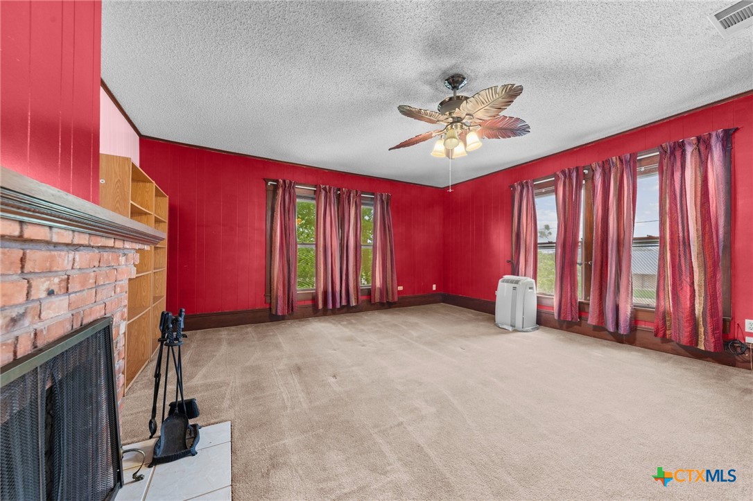 9 South Milam Street Rogers, TX 76569 - Photo 32 of 43