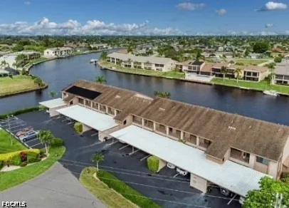 $1,800 | 3813 Southeast 11th Place, Unit 1214, Cape Coral, FL 33904