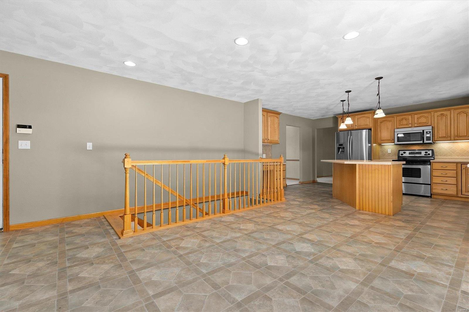 623 Wheatfield Road O'Fallon, IL 62269 - Photo 15 of 39