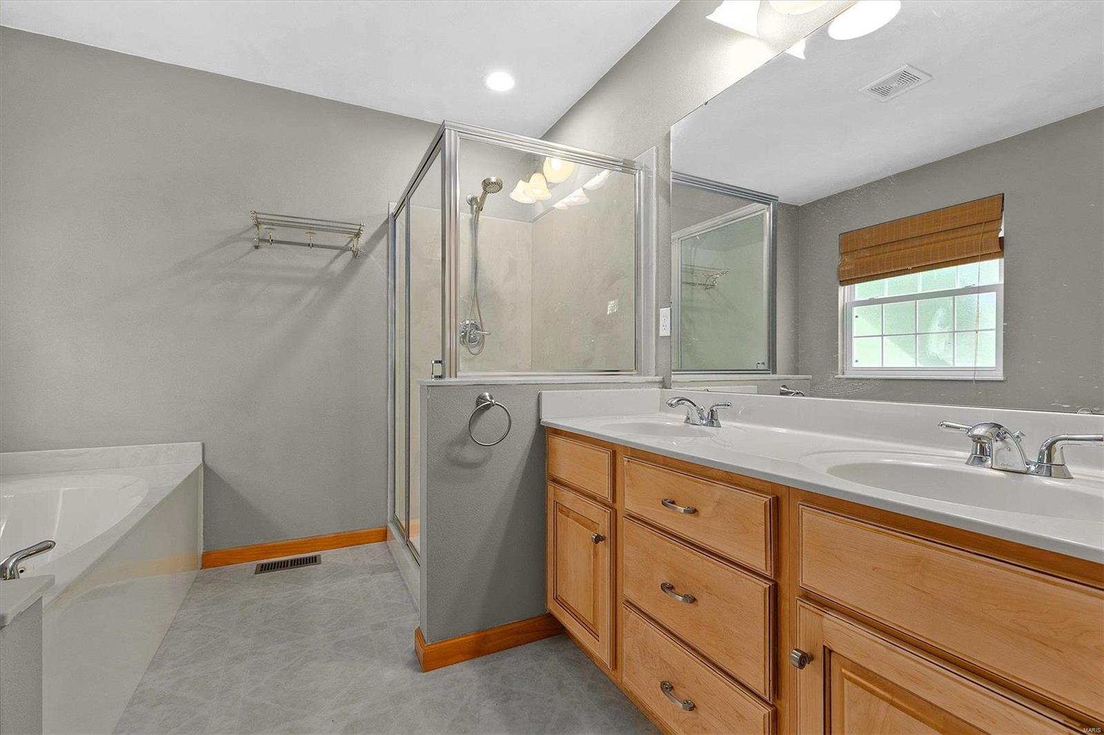 623 Wheatfield Road O'Fallon, IL 62269 - Photo 20 of 39