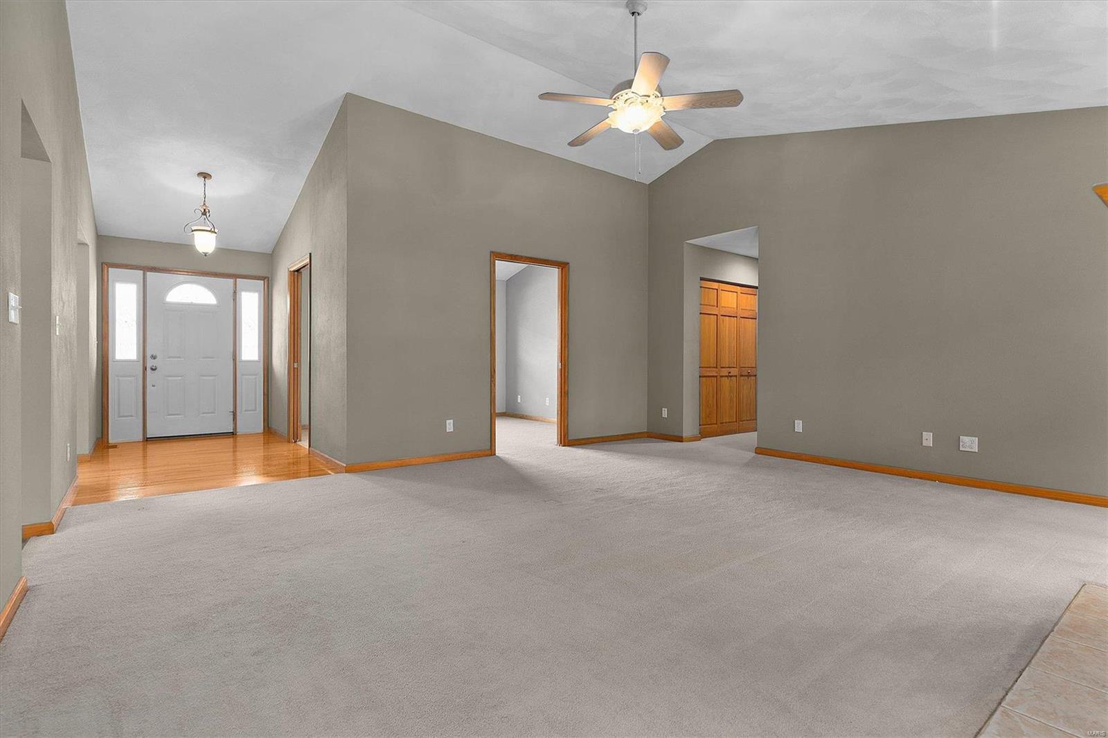 623 Wheatfield Road O'Fallon, IL 62269 - Photo 4 of 39