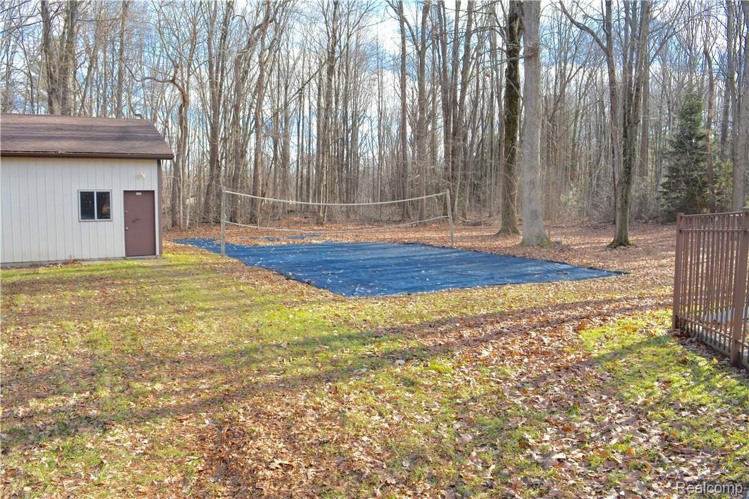 10345 South Block Road Birch Run, MI 48415 - Photo 49 of 54 Sand Volleyball Court