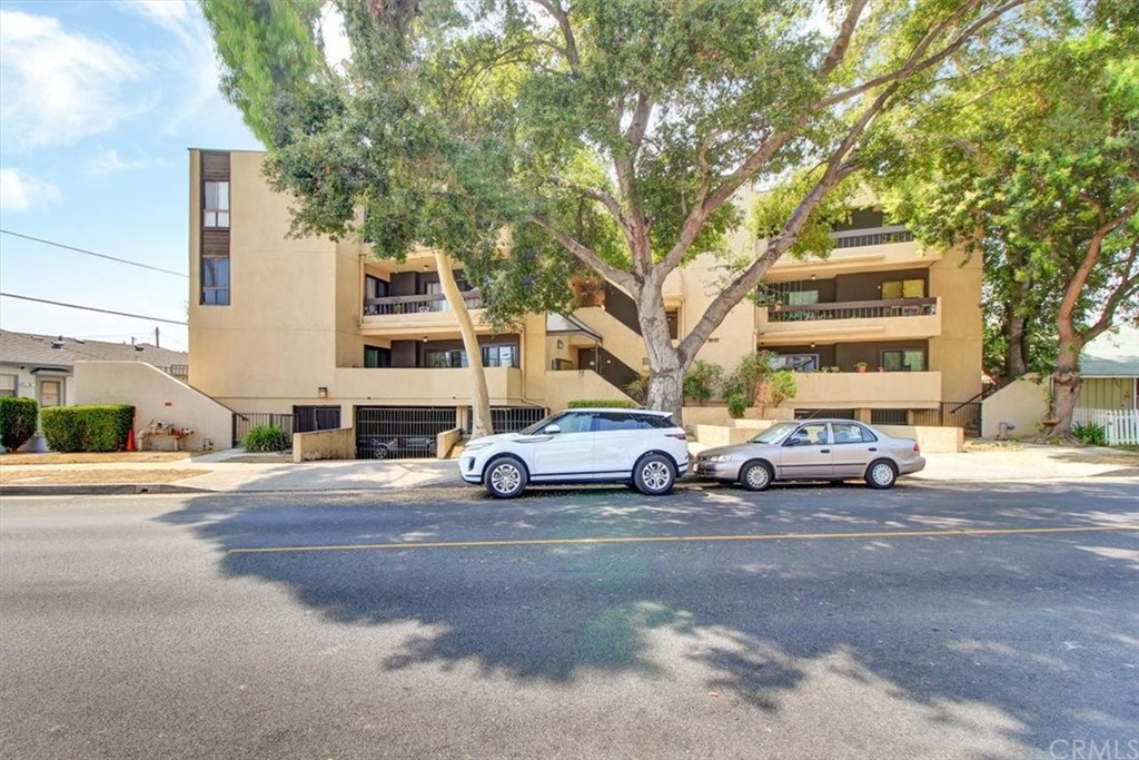 2121 Scott Road, Unit 306 Burbank, CA 91504 - Photo 1 of 1 Gallery Image 1