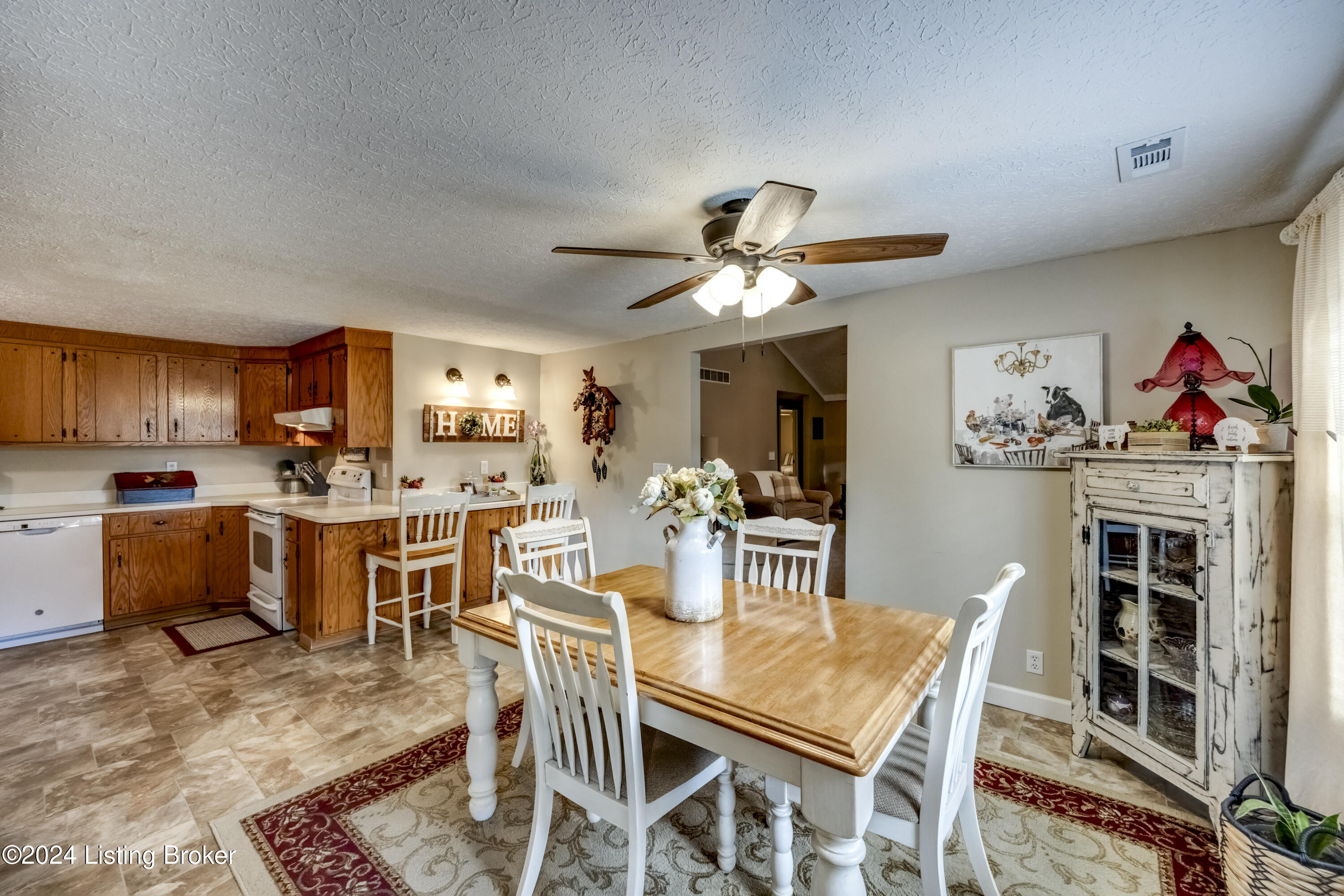 128 Marilyn Road Lebanon Junction, KY 40150 - Photo 21 of 48 2Y0A6566-A