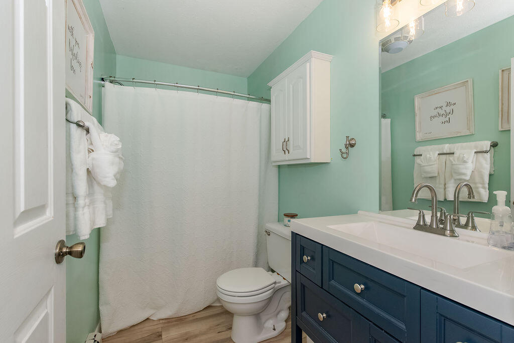 47 Fox Ridge Drive Berwick, ME 03901 - Photo 19 of 43 1st Floor Bathroom