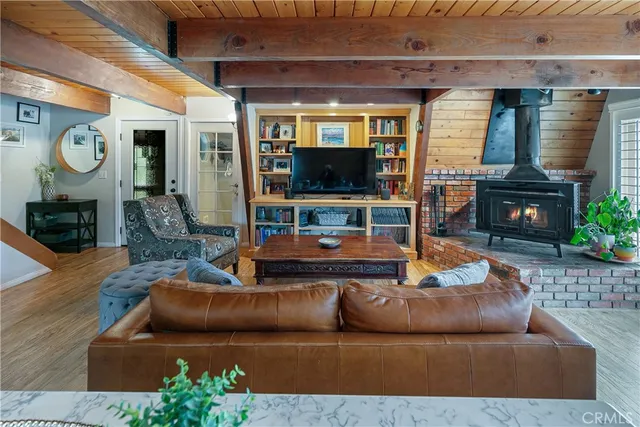 $569,000 | 27935 St Bernard Lane, Lake Arrowhead, CA 92352