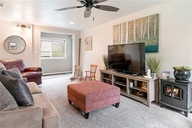 $569,000 | 27935 St Bernard Lane, Lake Arrowhead, CA 92352