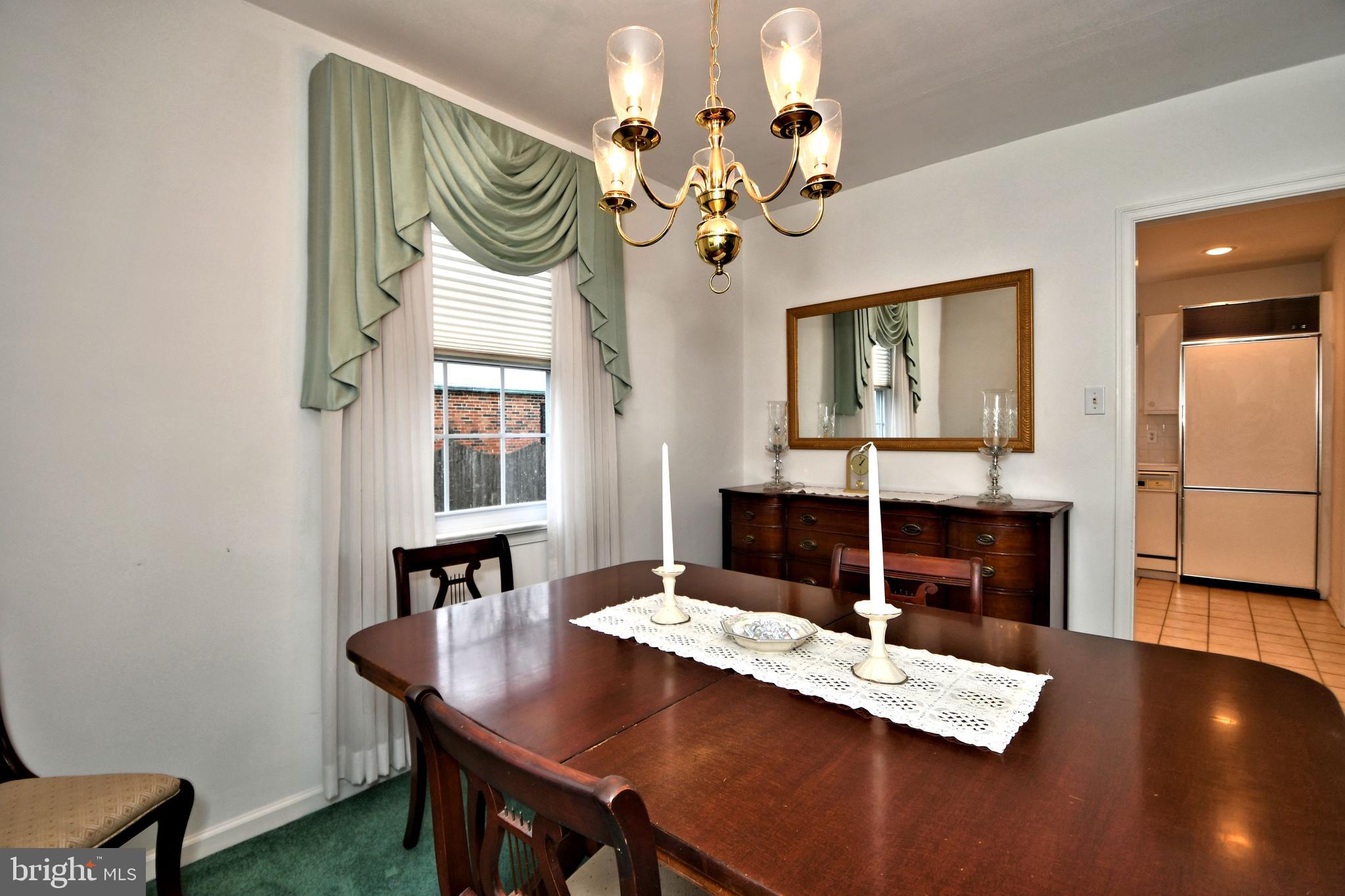 1015 Edann Road Oreland, PA 19075 - Photo 14 of 46 Dining room