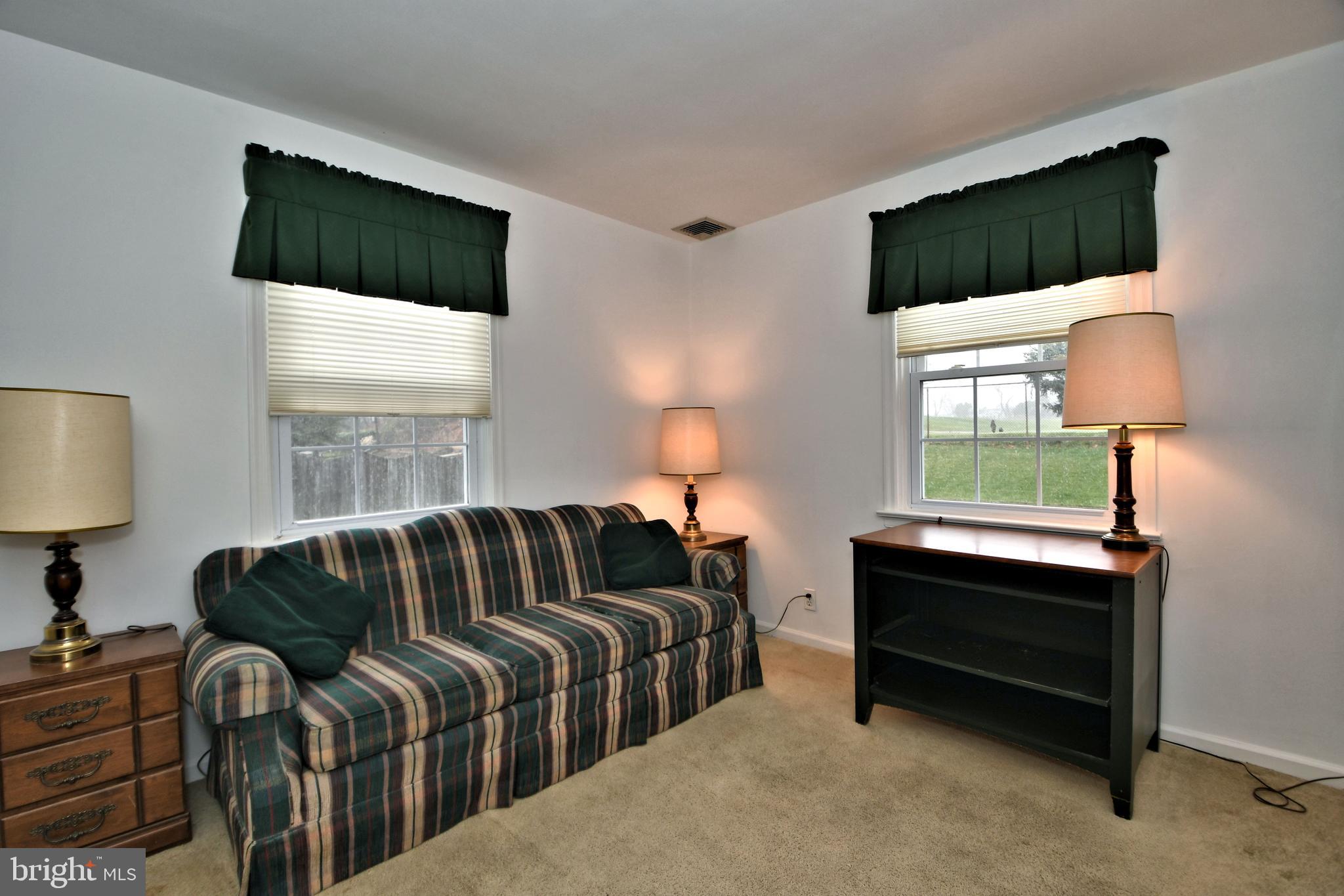 1015 Edann Road Oreland, PA 19075 - Photo 29 of 46 3rd bedroom