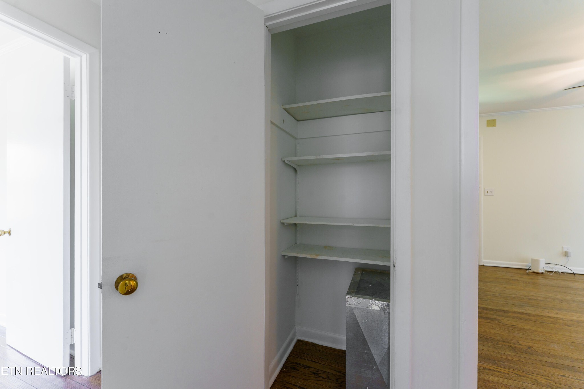 111 Rand Circle Oak Ridge, TN 37830 - Photo 12 of 20 Gallery Image 12
