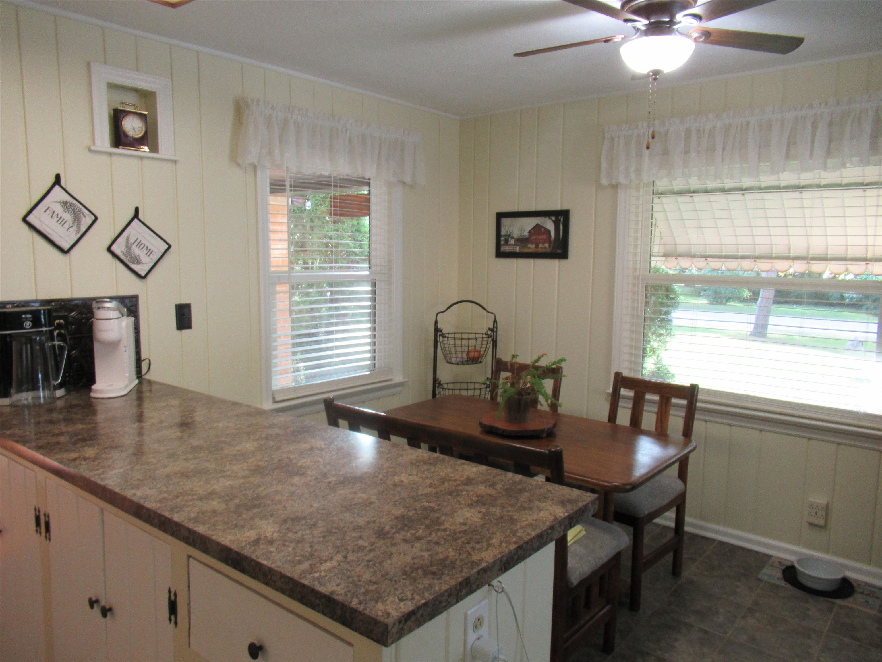 5162 North Seymour Road Flushing, MI 48433 - Photo 7 of 50 50124589-6.JPG